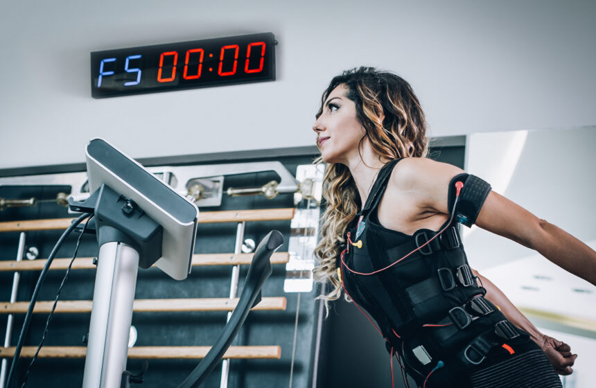 De Bodytec trainer